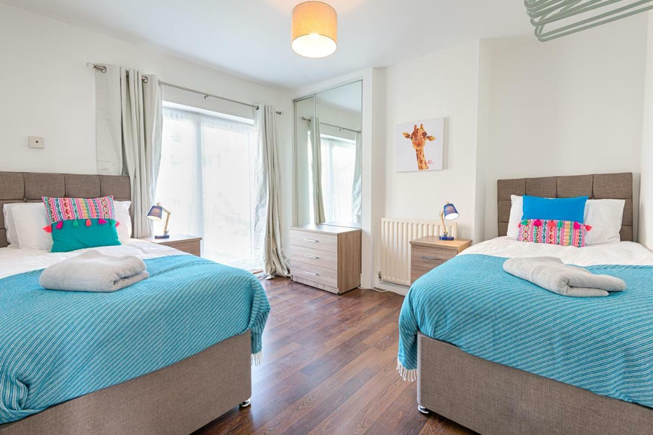 Liberty Spacious سوانسي المظهر الخارجي الصورة