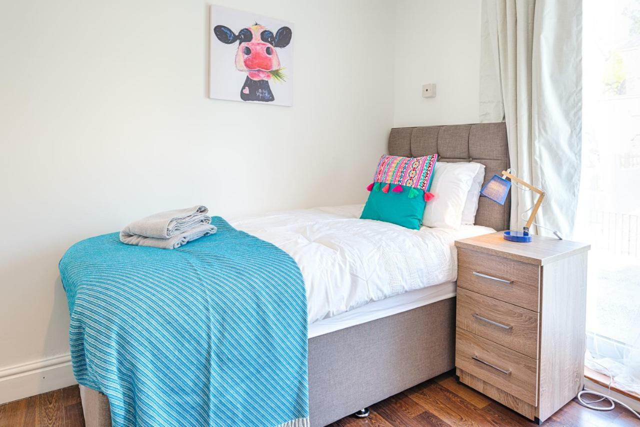 Liberty Spacious سوانسي المظهر الخارجي الصورة