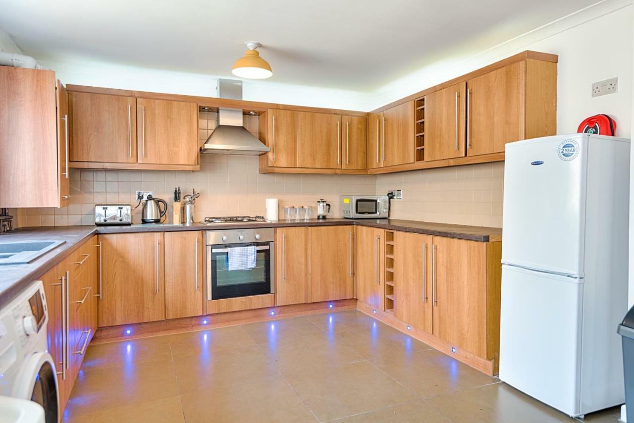 Liberty Spacious سوانسي المظهر الخارجي الصورة